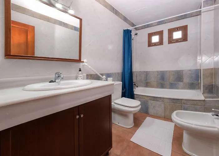 Casa Elin - Shared Pool By Lanzarote בית נופש