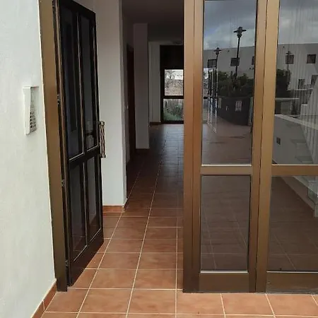Casa Elin - Shared Pool By Lanzarote Tatil Evi *